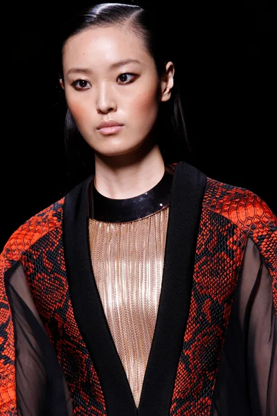 Look 33